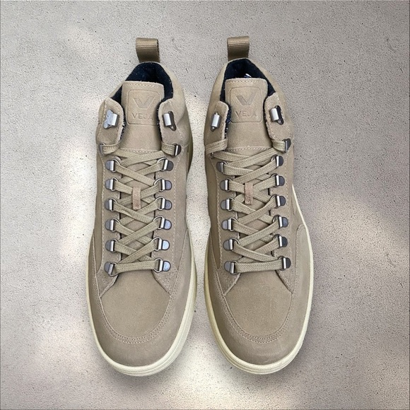 NEW VEJA RORAIMA SUEDE DUNE ALMOND Sz 9.5 - Picture 3 of 16